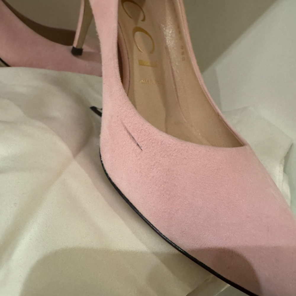 Woman’s Gucci pink heels - Picture 2 of 4